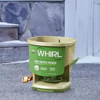 The Best Spreader For Your Lawn