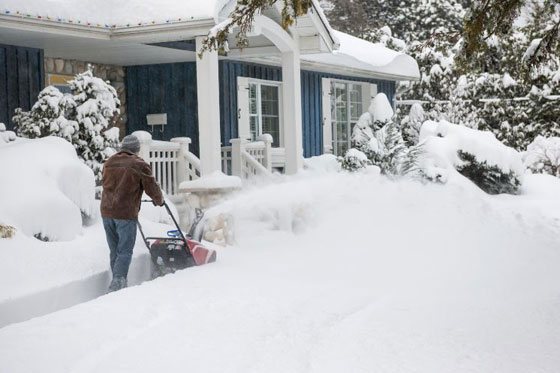 Monnick Supply - Snow Blower Safety